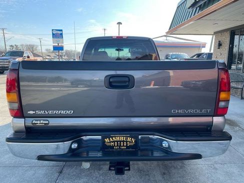Used 2000 Chevrolet Silverado 2500 LS image 12