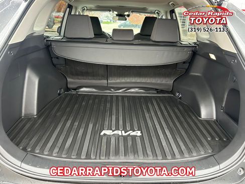 Used 2025 Toyota RAV4 XLE image 13