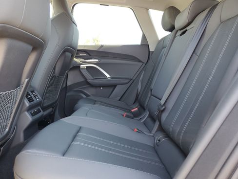 New 2025 Audi Q5 Premium Plus image 11