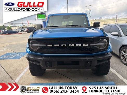 Used 2023 Ford Bronco Wildtrak image 2