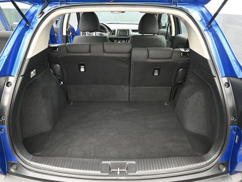 Used 2018 Honda HR-V LX image 24