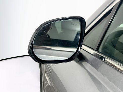 Used 2024 Genesis GV80 2.5T image 16