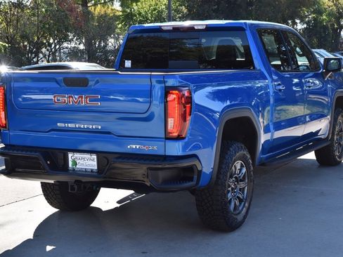 Used 2024 GMC Sierra 1500 AT4X image 8