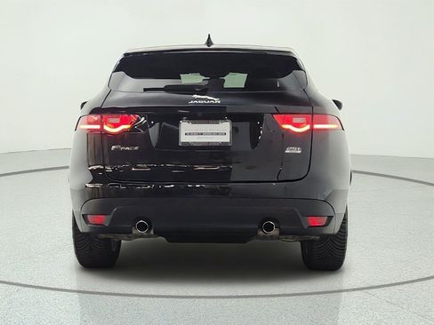 Used 2019 Jaguar F-PACE Premium AWD/4WD image 6