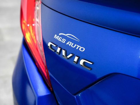 Used 2019 Honda Civic Sport image 12