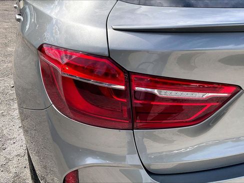 Used 2017 BMW X6 M image 20