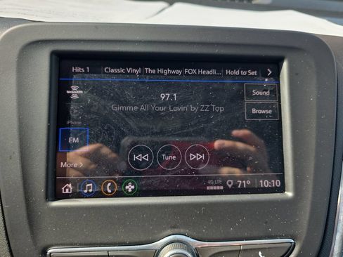 Used 2023 Chevrolet Equinox LT FWD image 17