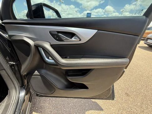 Used 2021 Chevrolet Blazer LT FWD image 37