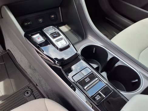 Used 2023 Hyundai Sonata SEL FWD image 18