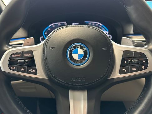 Certified 2023 BMW 530e w/ M Sport Package image 16