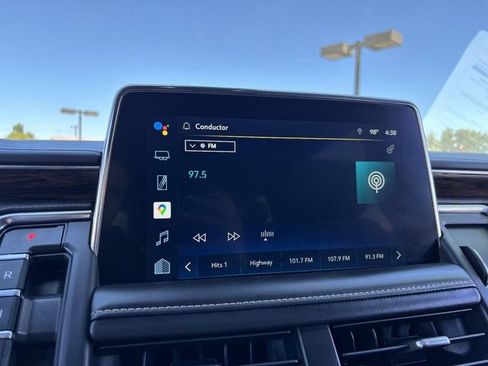 Used 2022 Chevrolet Tahoe Premier AWD/4WD image 21