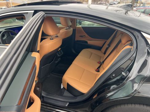 Used 2025 Lexus ES 350 image 15