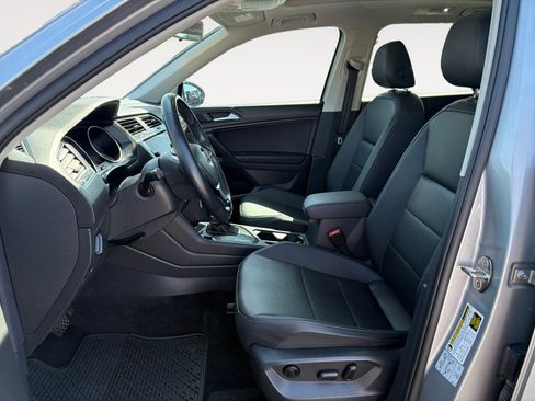 Used 2019 Volkswagen Tiguan SE image 21
