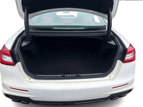 Used 2018 Maserati Quattroporte S GranSport image 12