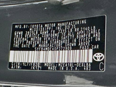 Used 2025 Toyota Corolla LE FWD image 12