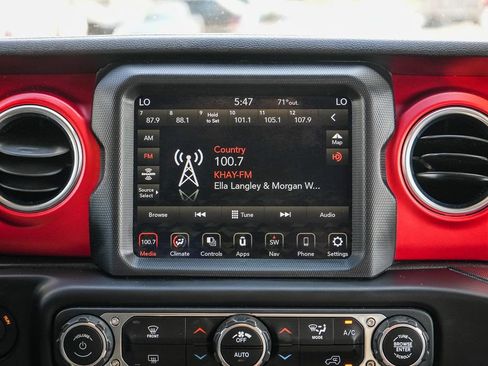 Used 2020 Jeep Wrangler Unlimited Rubicon AWD/4WD image 13