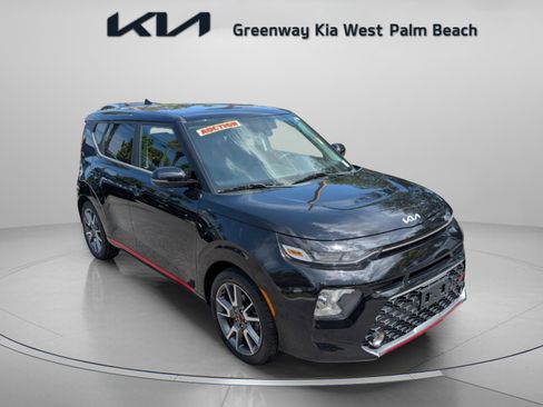 Used 2022 Kia Soul GT-Line image 2