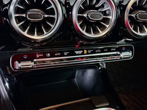 Used 2022 Mercedes-Benz A 220 image 22