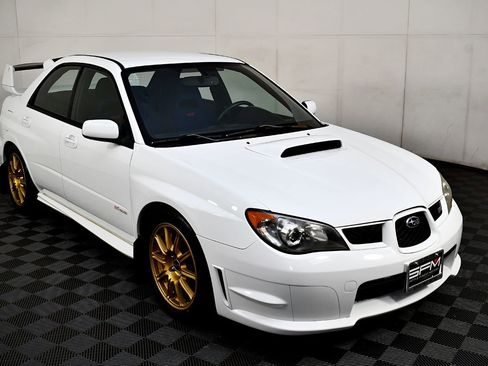 Used 2006 Subaru Impreza WRX STI AWD/4WD image 5