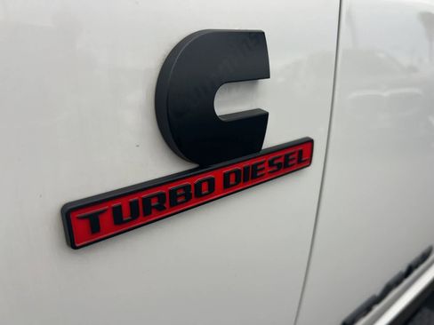 Used 2026 RAM 2500 Laramie w/ Night Edition image 16