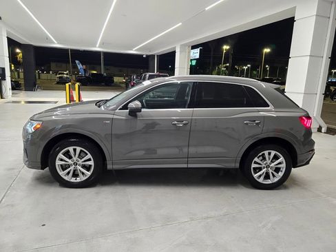 Used 2024 Audi Q3 2.0T Premium w/ Convenience Package AWD/4WD image 3