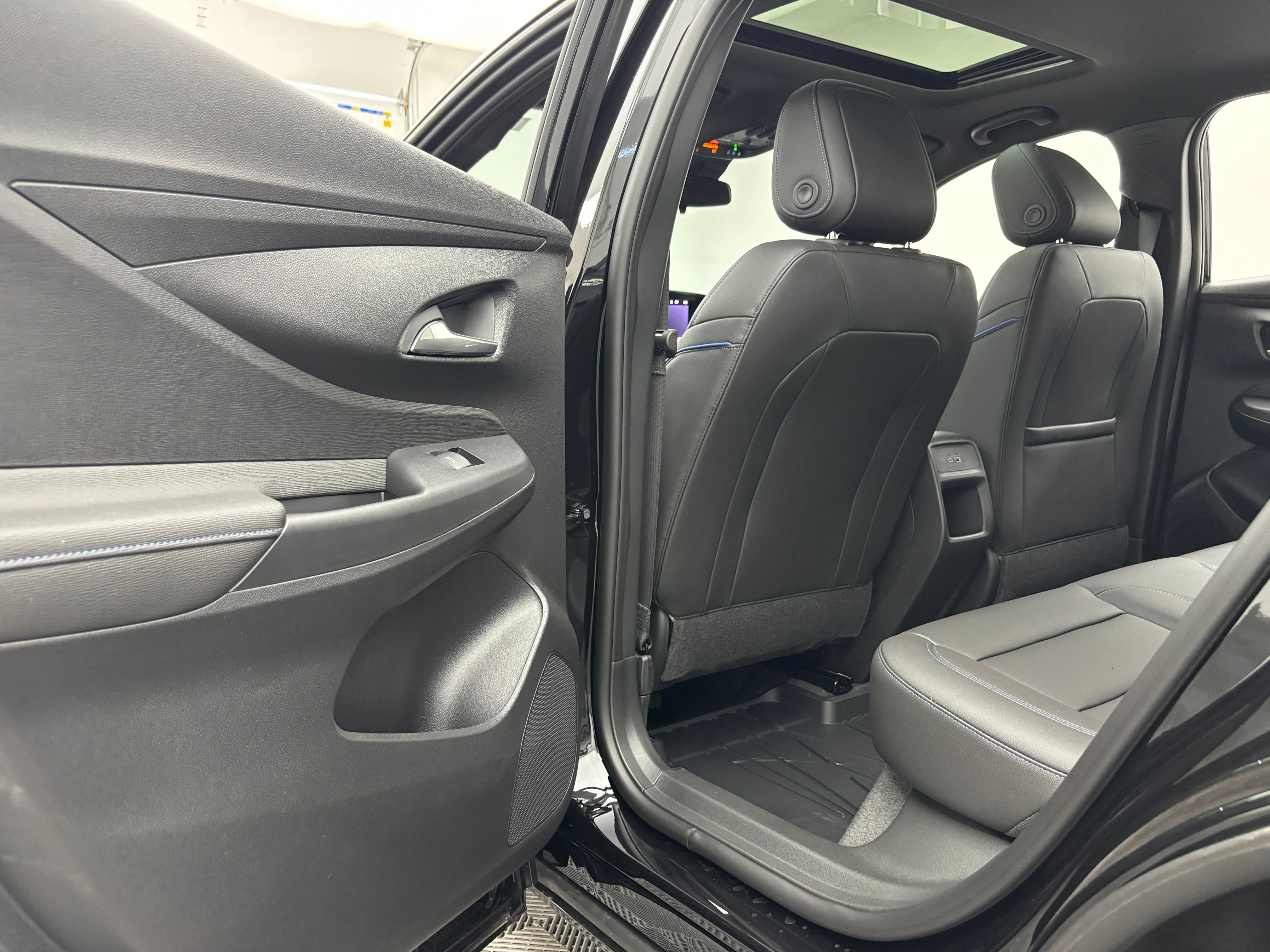 New 2026 Buick Envista Sport Touring w/ Convenience I Package FWD image 38