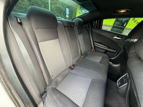 Used 2019 Dodge Charger R/T image 12