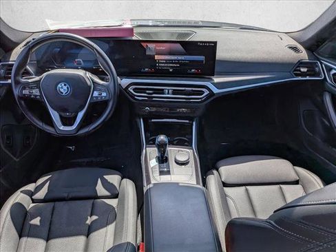 Used 2023 BMW i4 eDrive35 image 18
