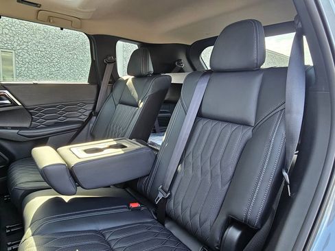 New 2026 Mitsubishi Outlander SEL AWD/4WD image 14