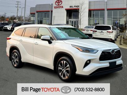 Used 2021 Toyota Highlander XLE