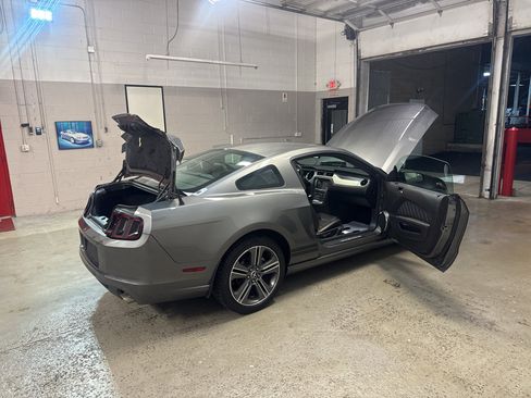 Used 2013 Ford Mustang Premium w/ Electronics Pkg RWD image 14