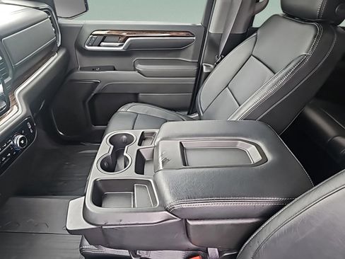 Used 2024 GMC Sierra 1500 Elevation image 27
