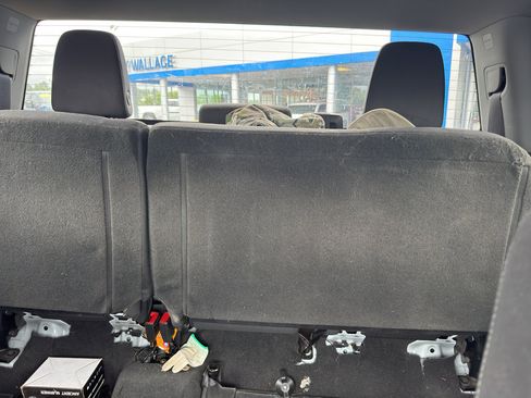 Used 2024 Chevrolet Silverado 2500 Custom w/ Custom Convenience Package AWD/4WD image 8