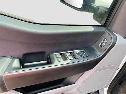 Used 2023 Ford F250 XL w/ XL Chrome Package image 17