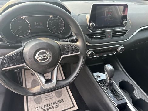 Used 2019 Nissan Altima 2.5 S FWD image 13