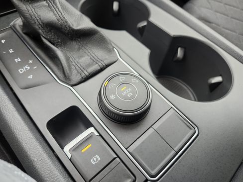 Used 2019 Volkswagen Atlas S w/ Towing Package AWD/4WD image 8