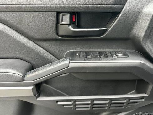 Used 2024 Toyota Tacoma SR5 image 10