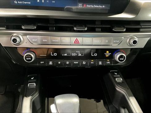 Used 2025 Kia Telluride S AWD/4WD image 14