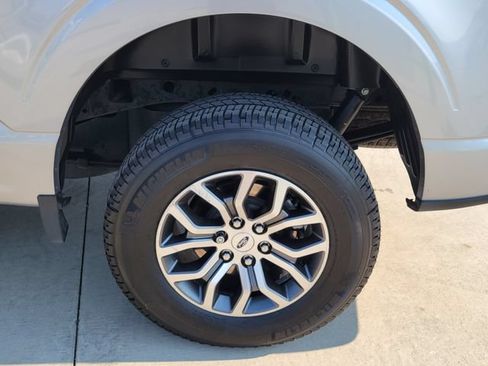 Used 2021 Ford F150 Lariat w/ Equipment Group 501A Mid AWD/4WD image 13
