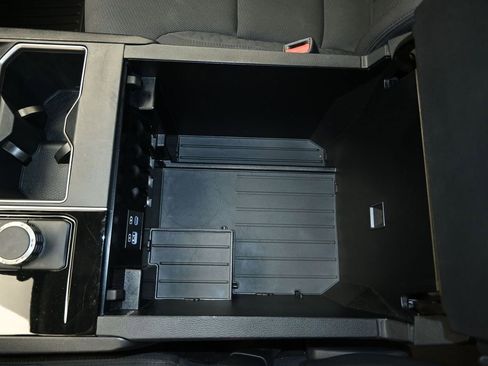 Used 2022 Toyota Tundra SR5 w/ Convenience Package image 19