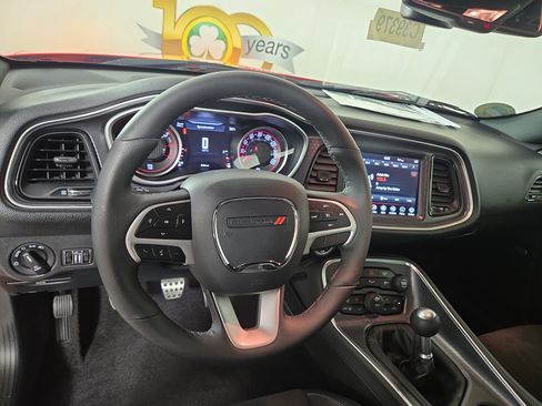 Used 2018 Dodge Challenger R/T Plus RWD image 15
