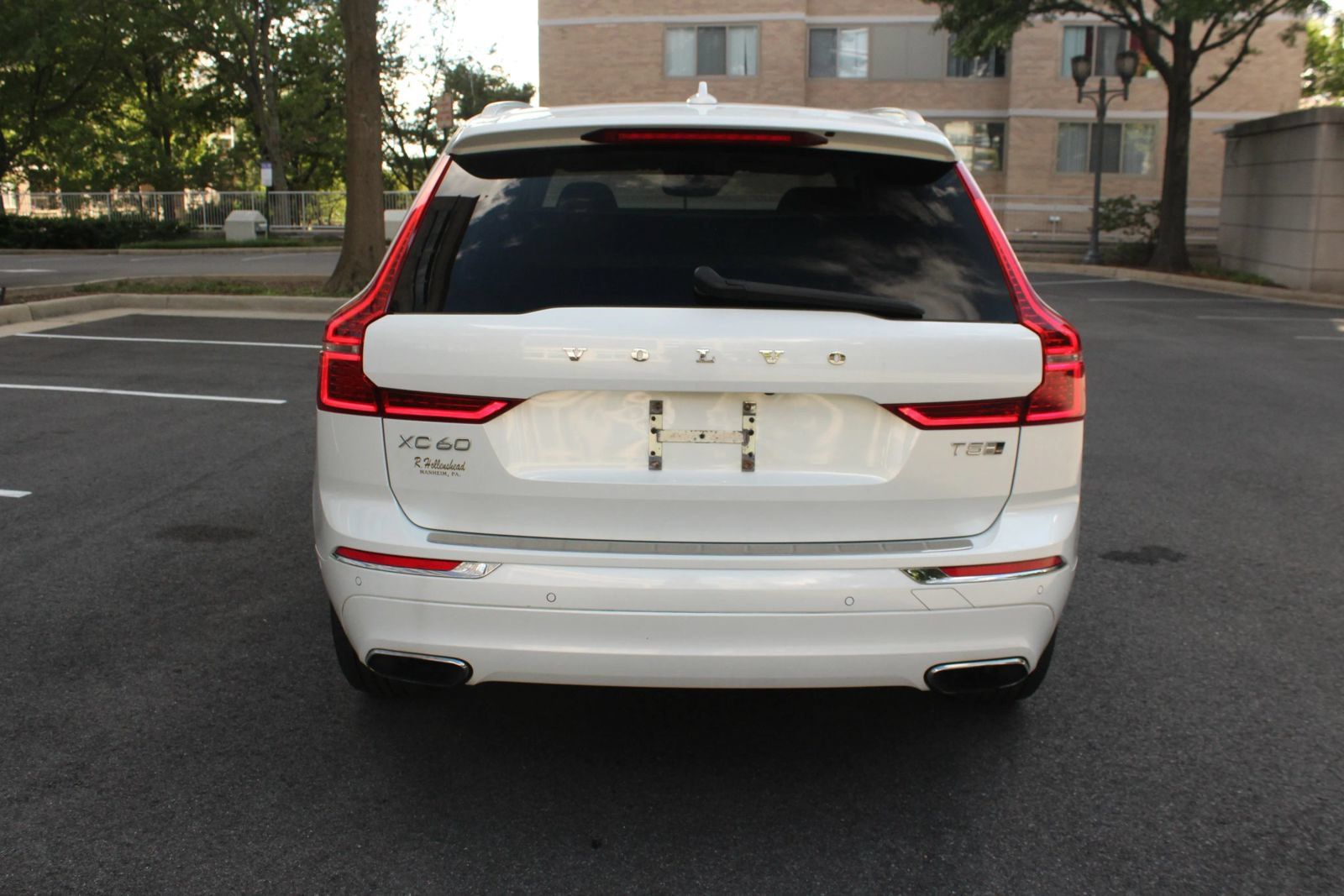 Used 2019 Volvo XC60 T5 Inscription w/ Protection Package Premier AWD/4WD image 8
