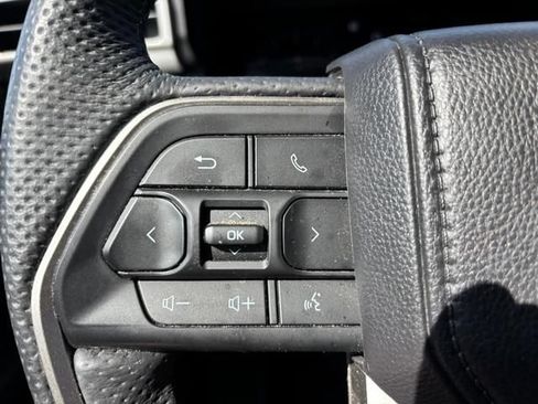 Used 2025 Toyota Tacoma TRD Off-Road AWD/4WD image 26