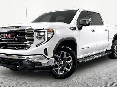 Used 2025 GMC Sierra 1500 SLT w/ SLT Premium Plus Package AWD/4WD image 3