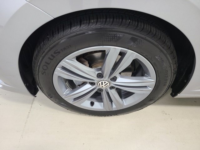 Used 2021 Volkswagen Jetta R-Line FWD image 39