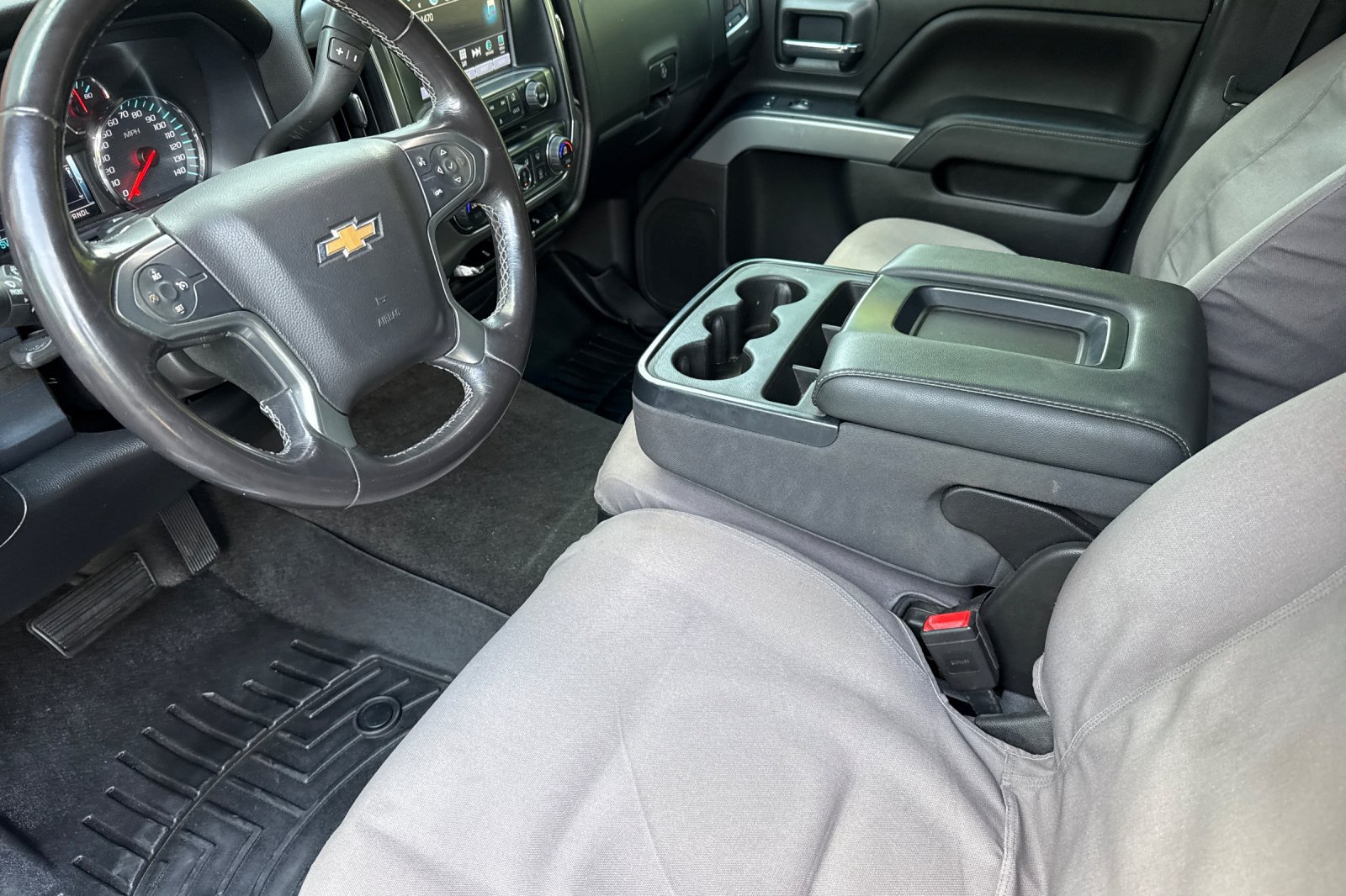 Used 2018 Chevrolet Silverado 1500 LT w/ All Star Edition AWD/4WD image 11