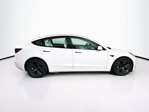 Used 2023 Tesla Model 3 Standard Range image 10