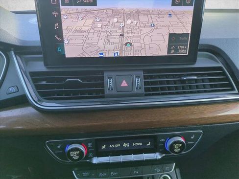 Used 2022 Audi Q5 2.0T Premium Plus w/ Premium Plus Package image 13