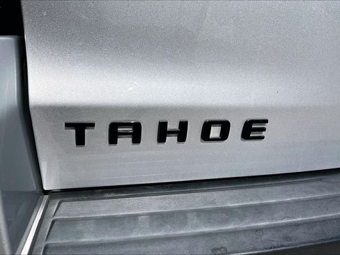 Used 2019 Chevrolet Tahoe LT w/ RST Edition AWD/4WD image 10