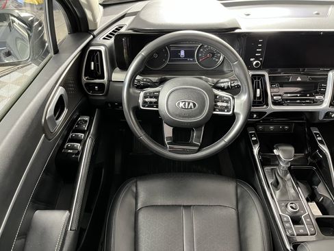 Used 2021 Kia Sorento SX image 12
